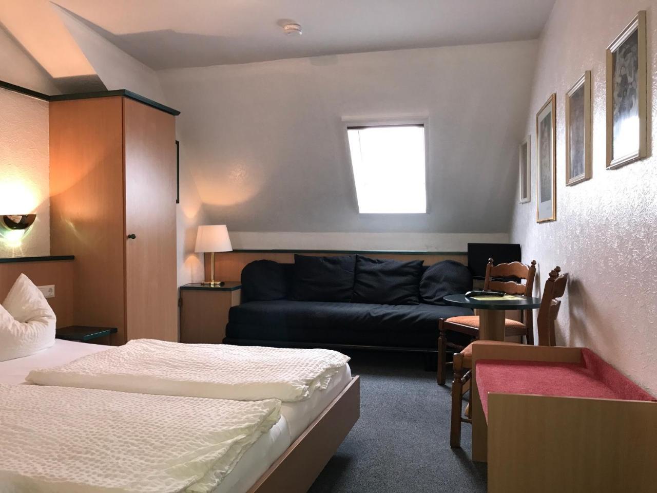 טאוברבישופסהיים Hotel-Landgasthof Gruener Baum - Dittigheim מראה חיצוני תמונה